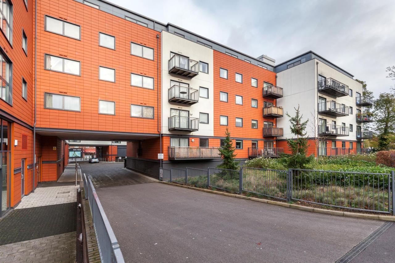 Roomspace Serviced Apartments - Capitol Square Epsom Luaran gambar